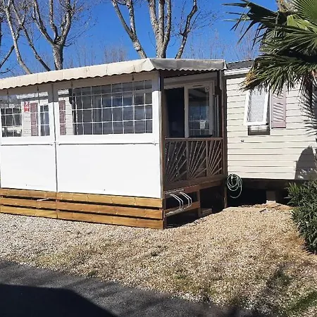 Mobil Climatise 6 Personnes 36 M2 4 Etoiles * Serignan
